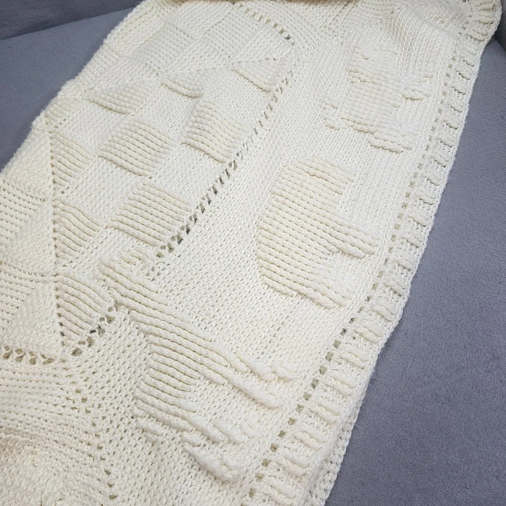 Handmade Knit Baby Blanket Cream Animals Checkerboard Vintage Unisex 35x35